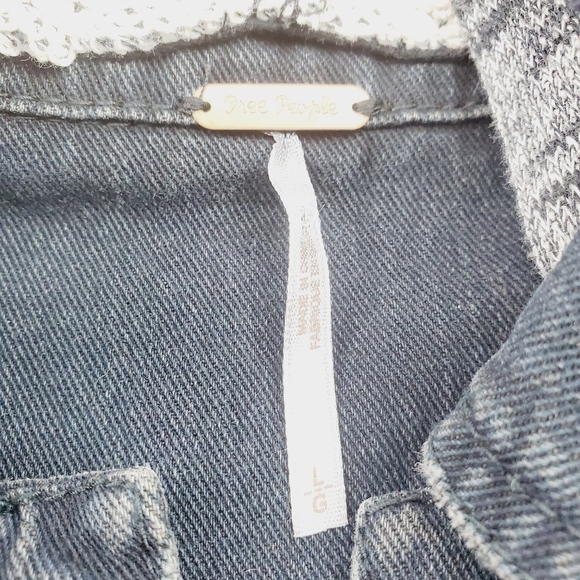 Free People Women Denim Black Jacket Large Mixed Media Hooded Lightly distressed - Picture 9 of 12